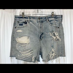 American Eagle Ripped 90s Boyfriend Jeans